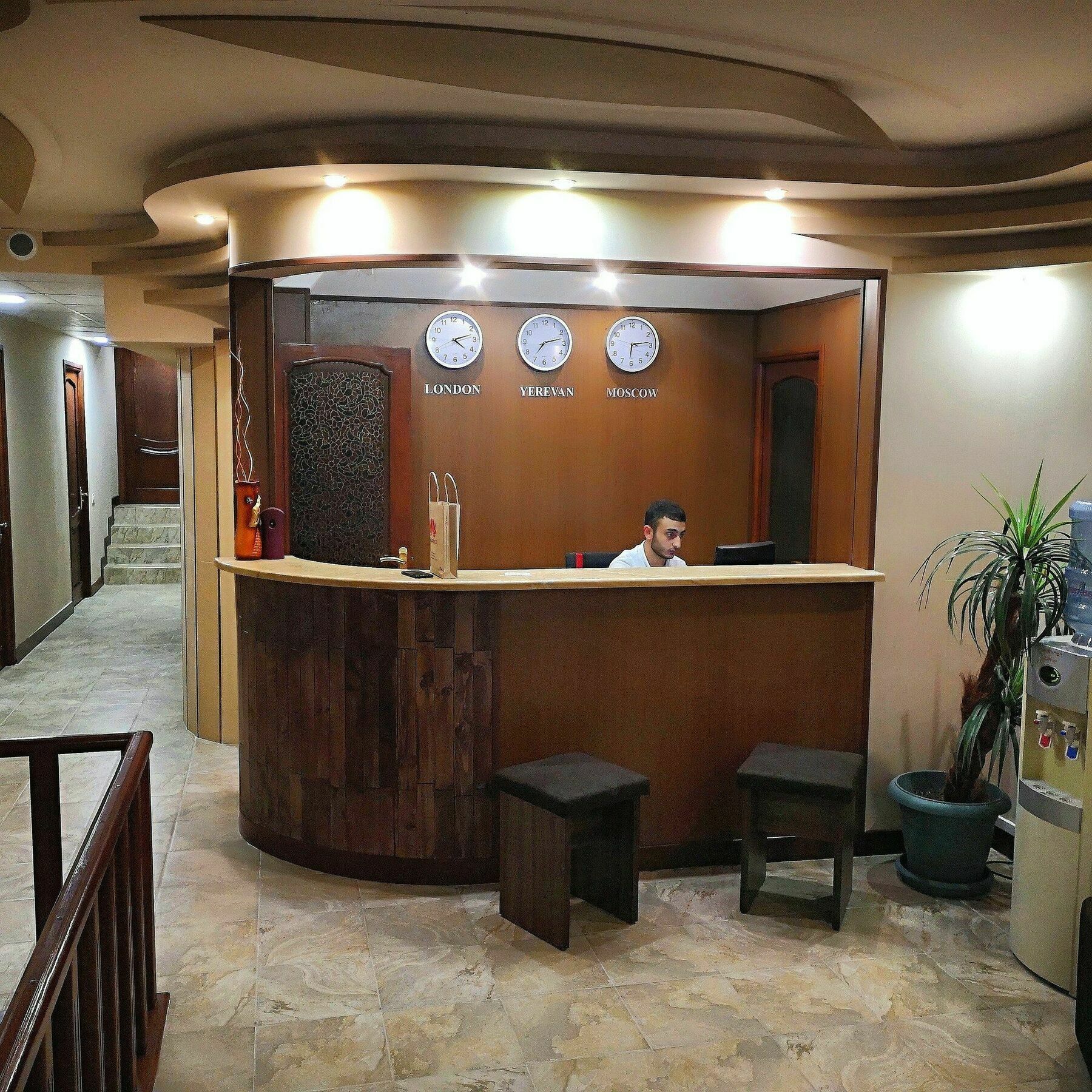 Prime Hotel Tours Yerevan Exterior foto